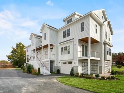 Luxury Apartment for sale in Fairfield, Connecticut