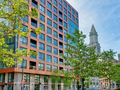 6 room luxury Apartment for sale in Boston, United States