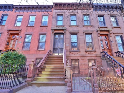 10 room luxury House for sale in Brooklyn, United States