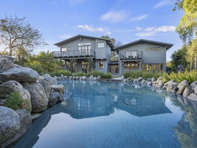 Luxury 4 bedroom Detached House for sale in Malibu, California