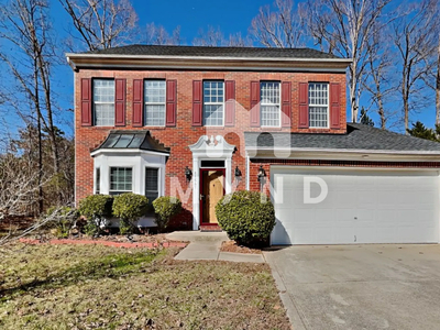 11647 Northwoods Forest Drive, Charlotte, NC 28214 - House for Rent