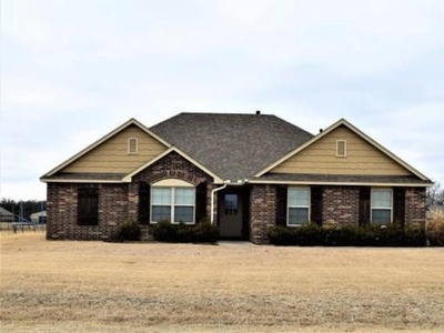 New Price!! Rural yet Close to Everything! for Sale in Pryor, Oklahoma Classified