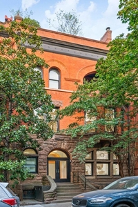 15 room luxury Townhouse for sale in Brooklyn, United States