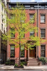 23 room luxury Townhouse for sale in New York, United States