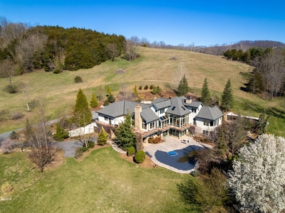 5 bedroom exclusive country house for sale in Cedar Grove, Virginia