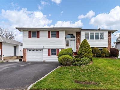 54 Evergreen Avenue, Bethpage, NY, 11714 | 4 BR for sale, Residential sales