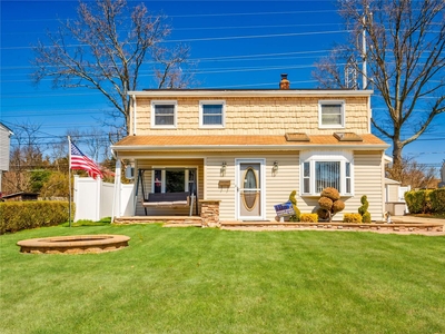 71 Old Farm Road, Levittown, NY, 11756 | 4 BR for sale, Residential sales