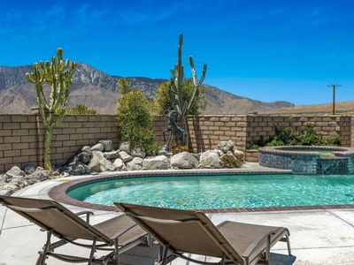 3 bedroom luxury Detached House for sale in Desert Hot Springs, California