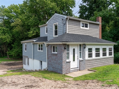 18 Shore Road, Huntington, NY, 11743 | 4 BR for sale, Residential sales