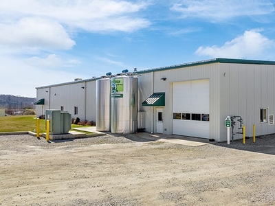 594 N Mill St, Fredericksburg, OH 44627 - Absolute Auction: 11,800 SF Steel Building