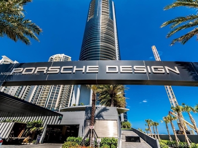 Luxury apartment complex for sale in Miami Beach, United States
