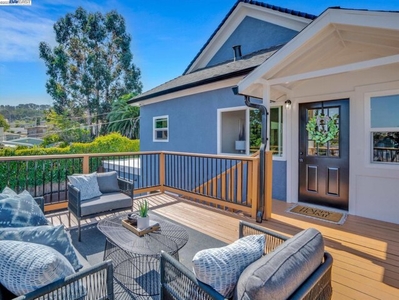 Home For Sale In Pinole, California