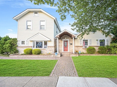 440 Wellwood Avenue, Lindenhurst, NY, 11757 | 3 BR for sale, Residential sales