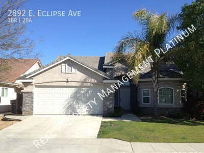 2892 E Eclipse Ave, Fresno, CA 93720 - House for Rent
