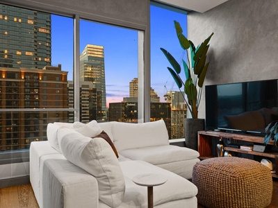 1 bedroom luxury Flat for sale in Austin, United States