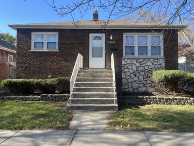 Home For Sale In Calumet City, Illinois