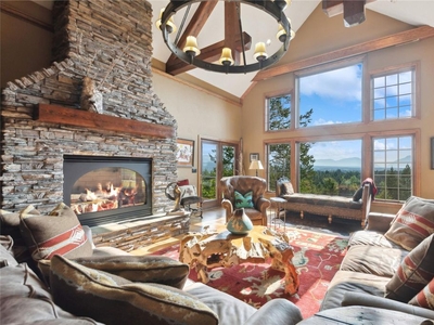 Luxury 5 bedroom Detached House for sale in Whitefish, Montana
