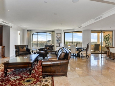 2 bedroom luxury Flat for sale in Scottsdale, Arizona