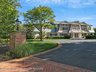 12 Oyster Bay Drive