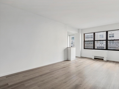 140 East 56th Street 11-D, New York, NY, 10022 | Nest Seekers