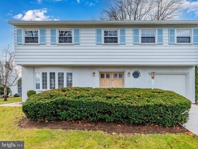 4 bedroom, Camp Hill PA 17011
