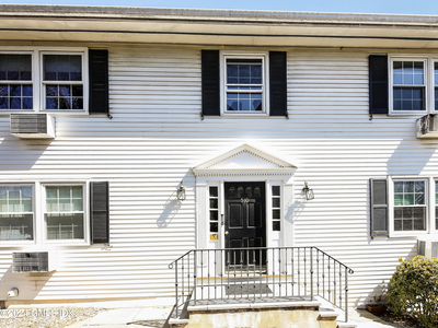49 Valley Road D1, Cos Cob, CT, 06807 | Nest Seekers