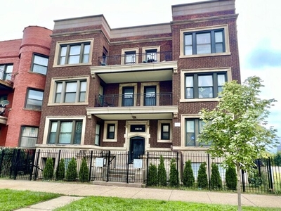 Home For Rent In Chicago, Illinois