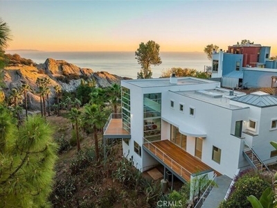 Home For Rent In Malibu, California