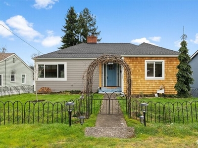 Home For Sale In Bremerton, Washington