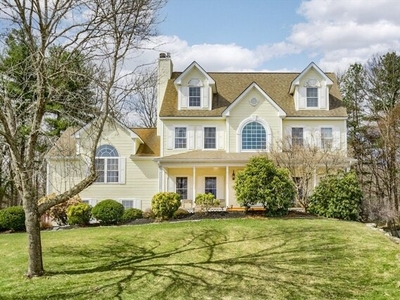 Home For Sale In Holden, Massachusetts