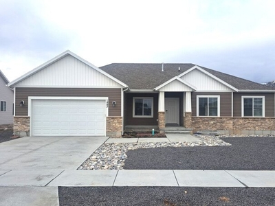 Home For Sale In Hyrum, Utah