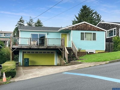 Home For Sale In Newport, Oregon