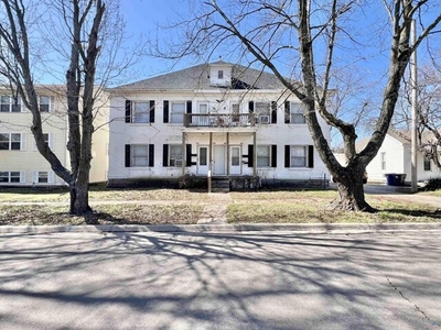 Home For Sale In Sedalia, Missouri