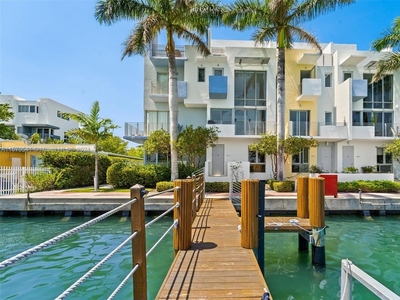 3 bedroom luxury Townhouse for sale in Miami Beach, Florida