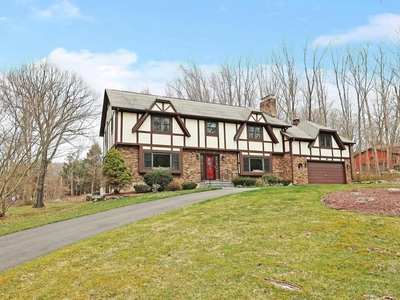 4 bedroom luxury Detached House for sale in Monroe, Connecticut