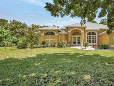 4 bedroom luxury Villa for sale in West Palm Beach, Florida
