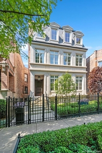 6 bedroom luxury Detached House for sale in Chicago, Illinois