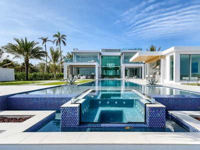 7 bedroom luxury Villa for sale in West Palm Beach, Florida