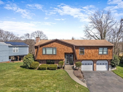 Luxury Detached House for sale in West Haven, Connecticut