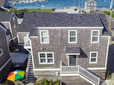 Luxury Flat for sale in Nantucket, Massachusetts
