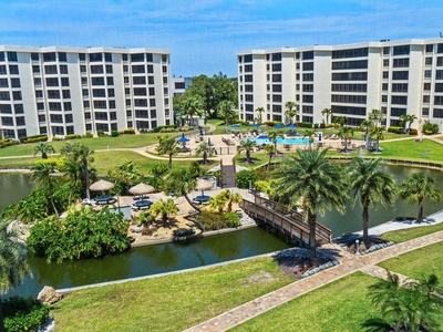 Luxury Flat for sale in Sarasota, Florida