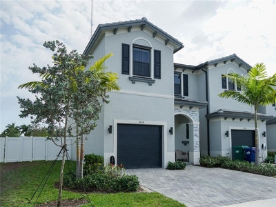 Luxury Townhouse for sale in Miami Gardens, Florida
