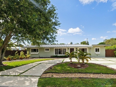 Luxury Villa for sale in Oakland Park, Florida