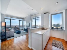 3 room luxury Apartment for sale in 635 WEST 42ND STREET, #30A, NEW YORK, NY 10036, New York