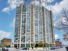 3930 N Pine Grove Ave #2207, Chicago, IL 60613