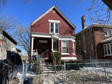 7317 S Maryland Avenue, Chicago, IL 60619