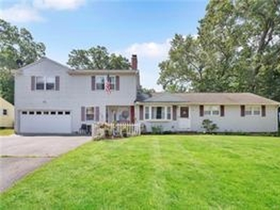 36 Play, Enfield, CT, 06082 | 5 BR for sale, single-family sales