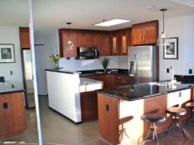 1060 Fulton Street 13 A-d, Fresno, CA 93721 - Apartment for Rent