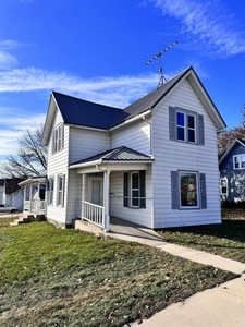 Home For Sale In Calmar, Iowa
