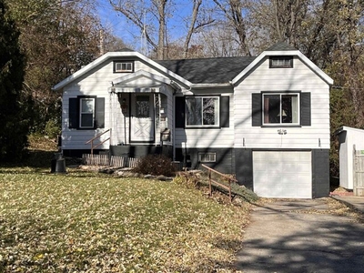 Home For Sale In Edgerton, Wisconsin